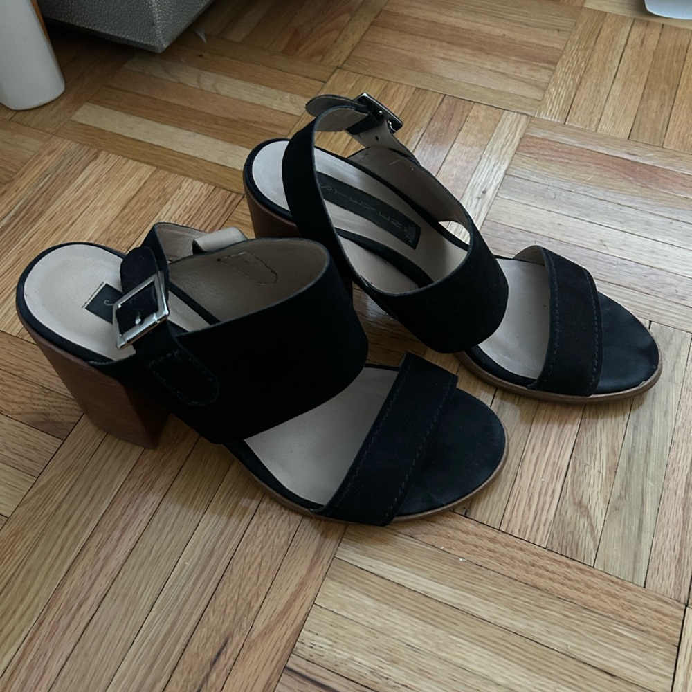 Black Two Strap Faux Suede Wooden Block Heel Sandal Steven By SM, Sz 7.5